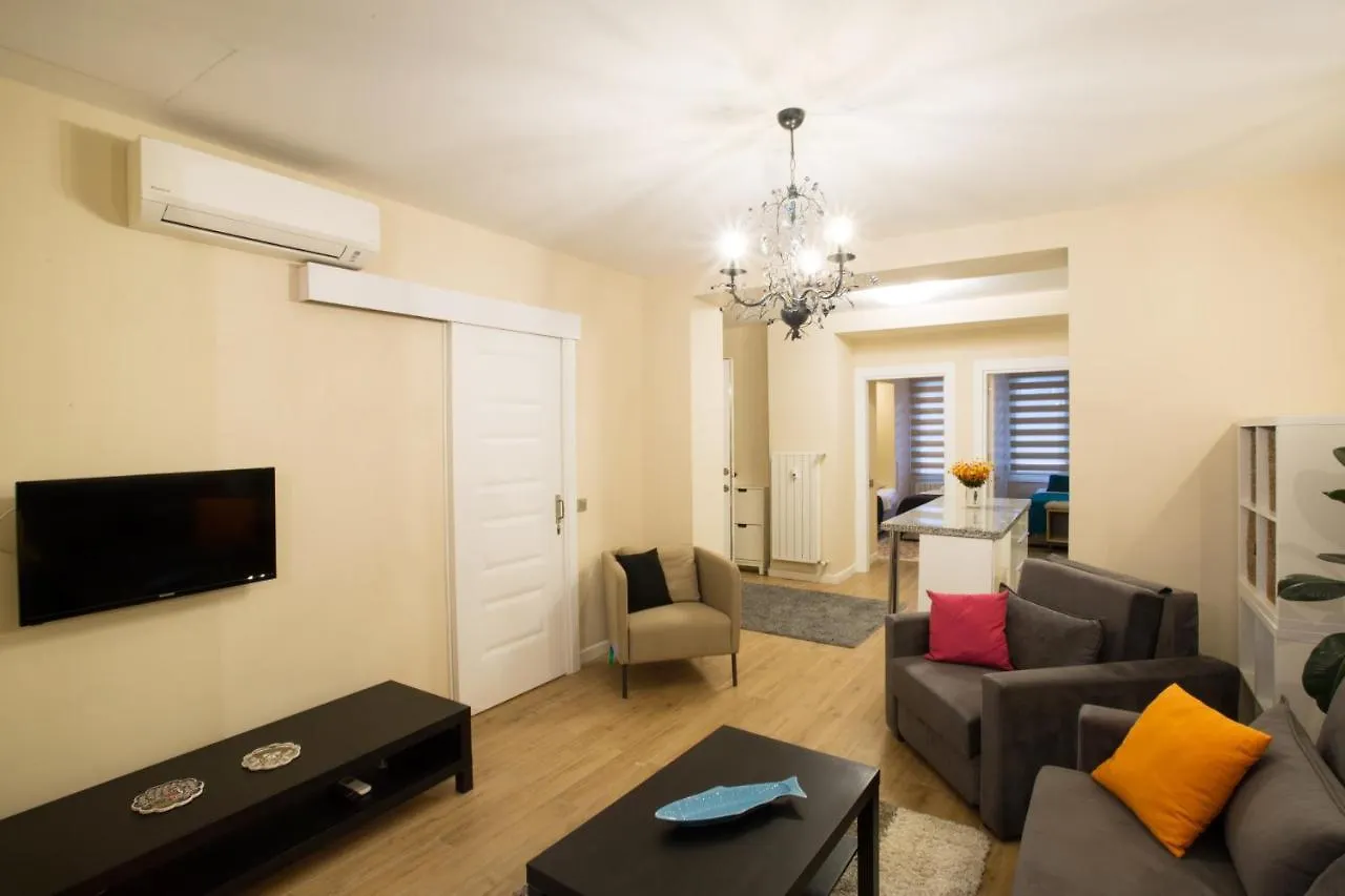 Deniz Suites Istanbul Apartment
